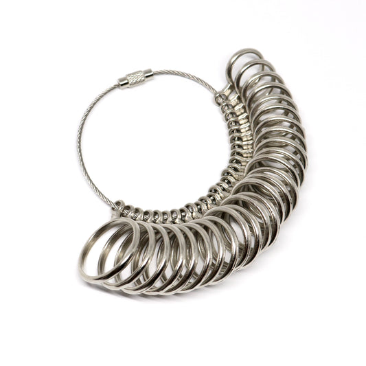 UK sized, A-Z, thin-band, ring sizer. Find your ring size.