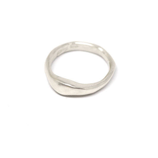 A curvy sterling silver ring. This ring was hand made in Wānaka, New Zealand by designer and jeweller Briar Hardy-Hesson.