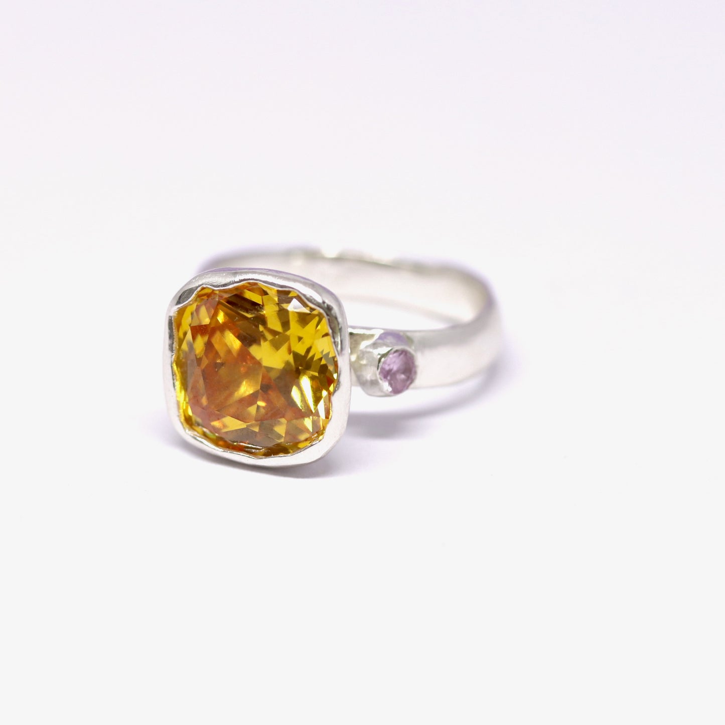 Ring - Cocktail Ring - Yellow Square